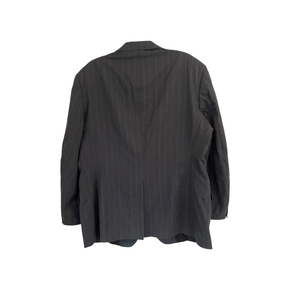 Tailors Row Man in Wool Blazer Jacket Gray Striped Menswear Business Casual-Read